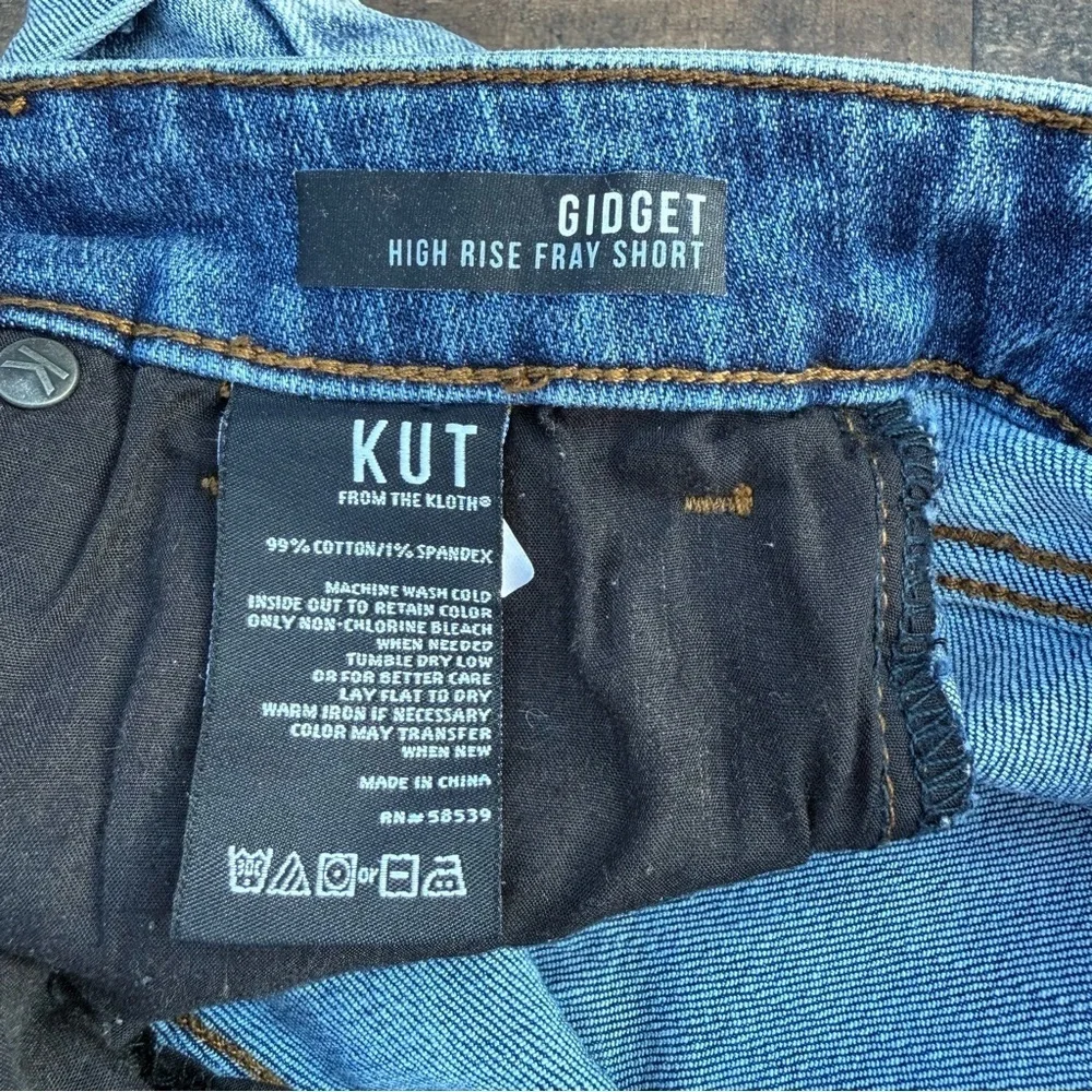 KUT From The Kloth Size 2 Gidget High Rise Fray Denim Shorts Size 2 - Picture 10 of 12